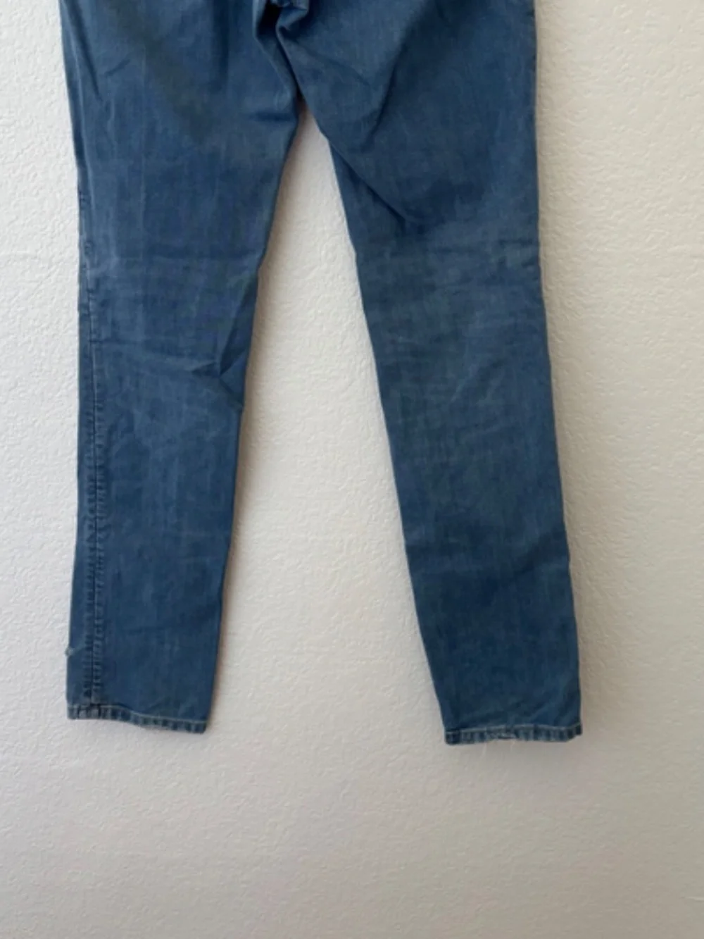 Vintage Free People angel wing embroidered pockets straight leg jeans size 27